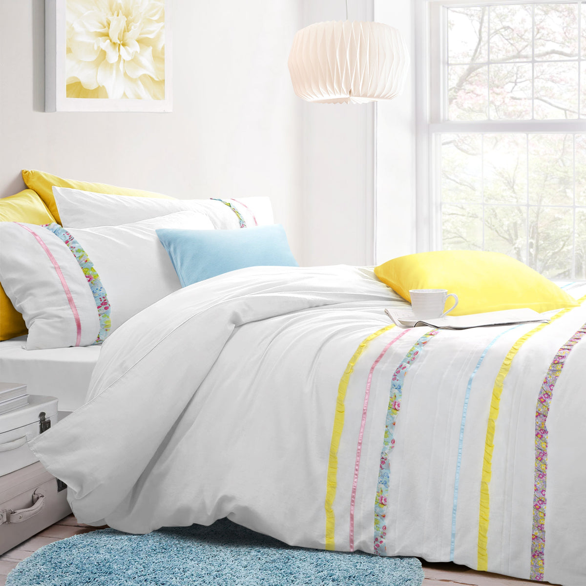 Intimates Floral Ruffles Duvet Cover & Pillowcase Set