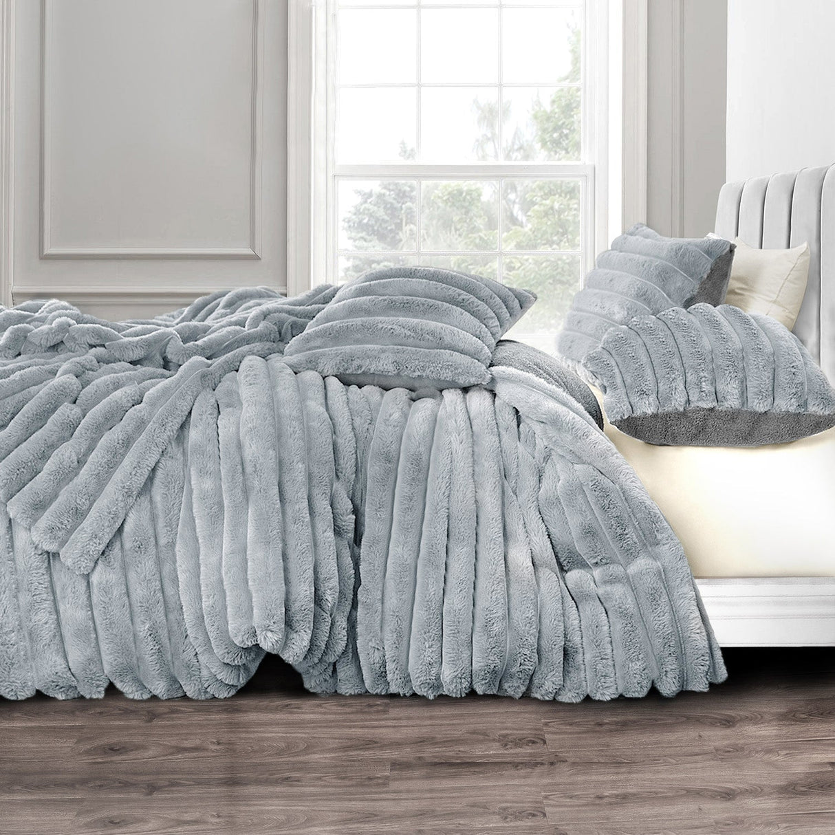Velosso Jumbo Cord Faux Rabbit Fur Duvet Cover and Pillowcase Set