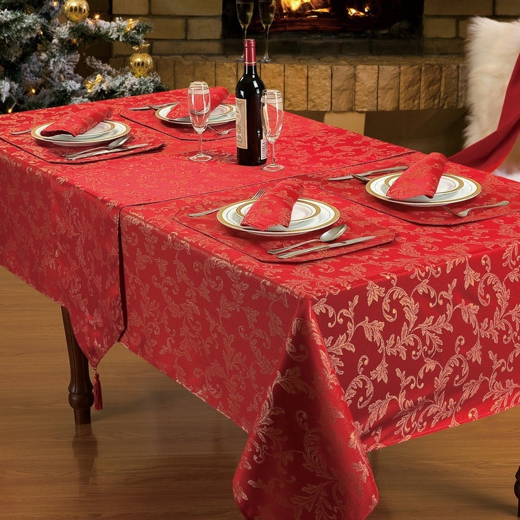 Kitchen Trends Heather Glitter Tablecloth