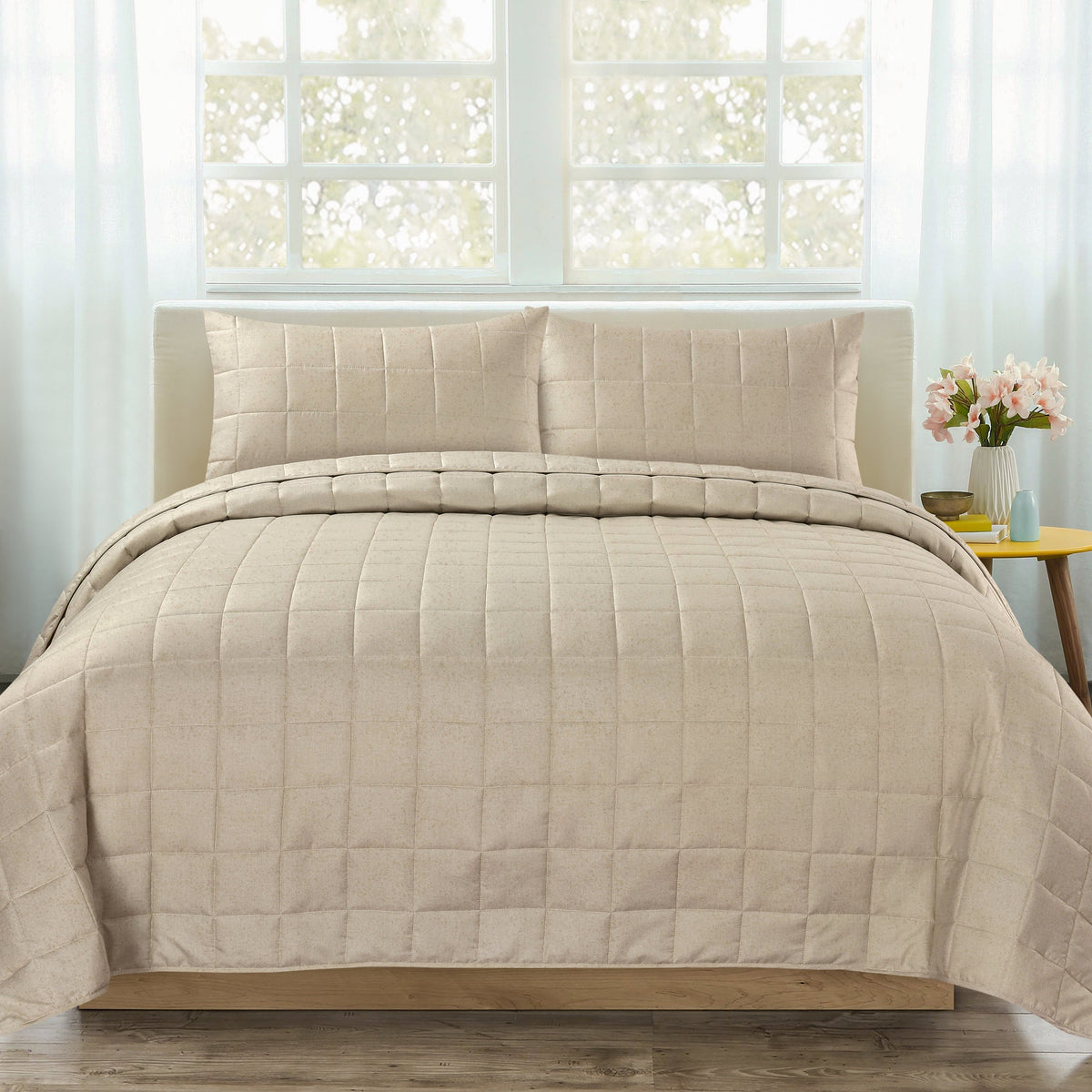 Velosso Nolan Plain Quilted Bedspread Set