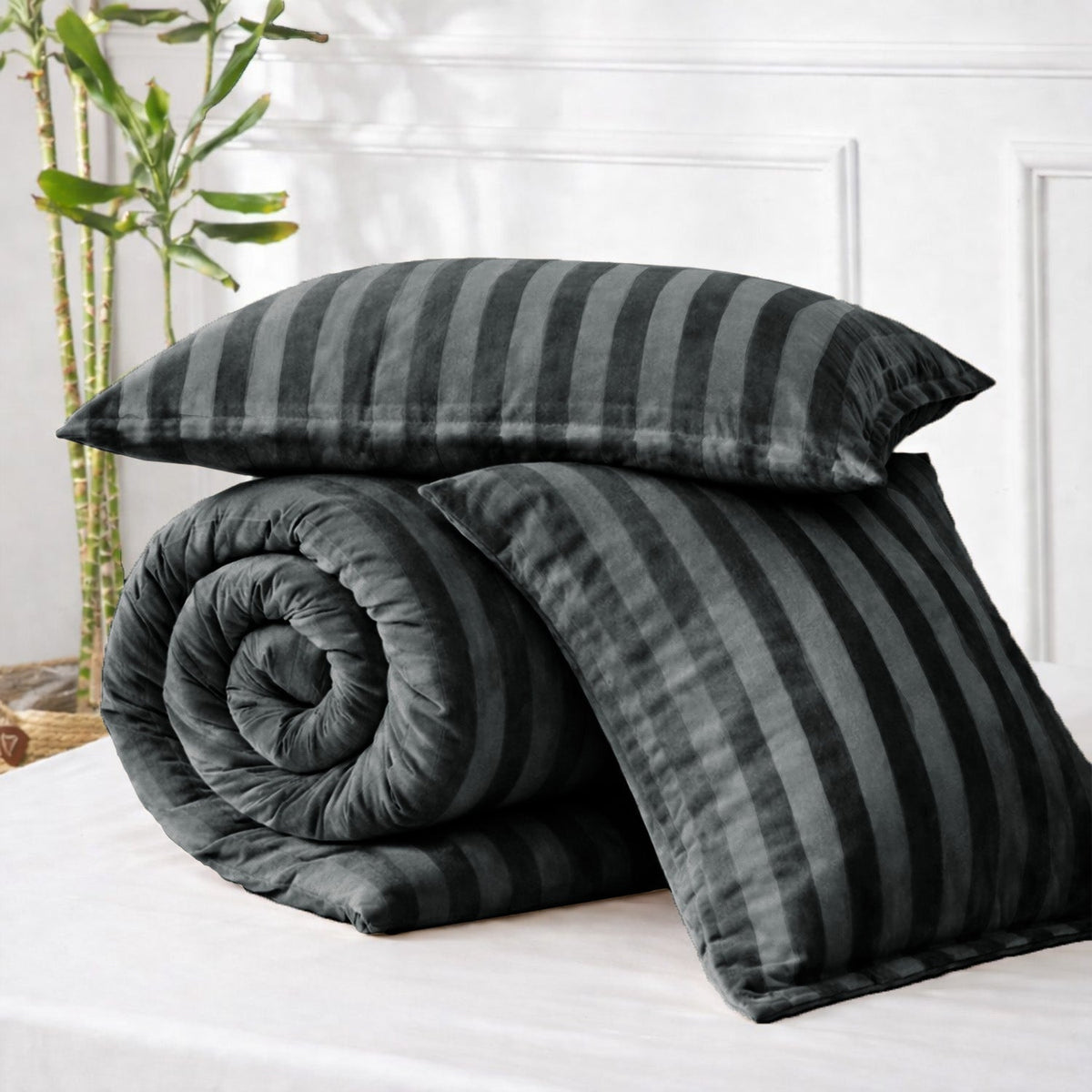 Velosso Oslo Luxury Velvet Stripe Duvet Cover And Pillowcase Set