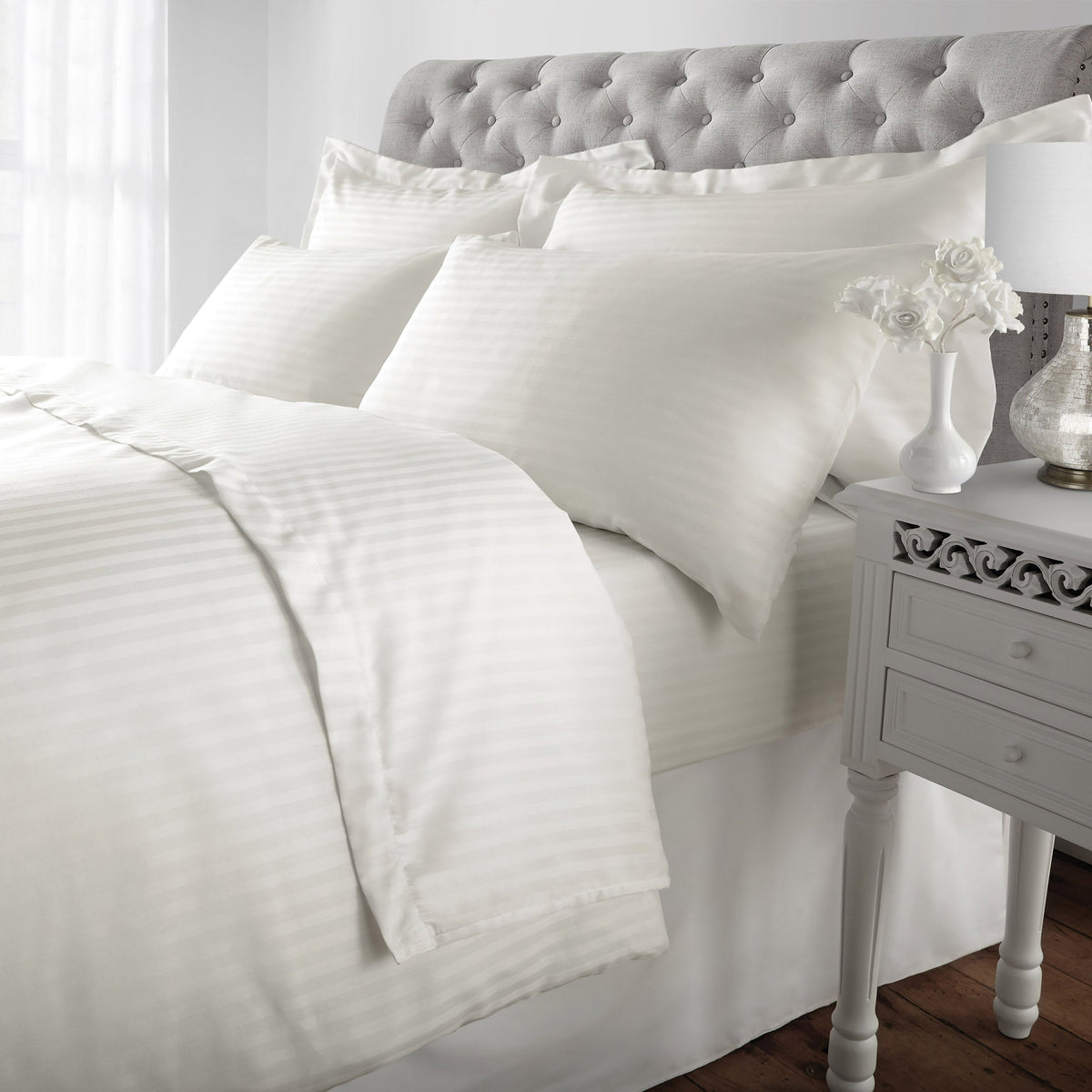 Sweet Dreams Hotel Collection Thin Stripe 100% Cotton 300 Thread Count Duvet Cover