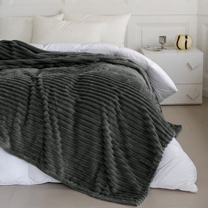 Velosso Super Soft Chunky Cord Blanket Throw