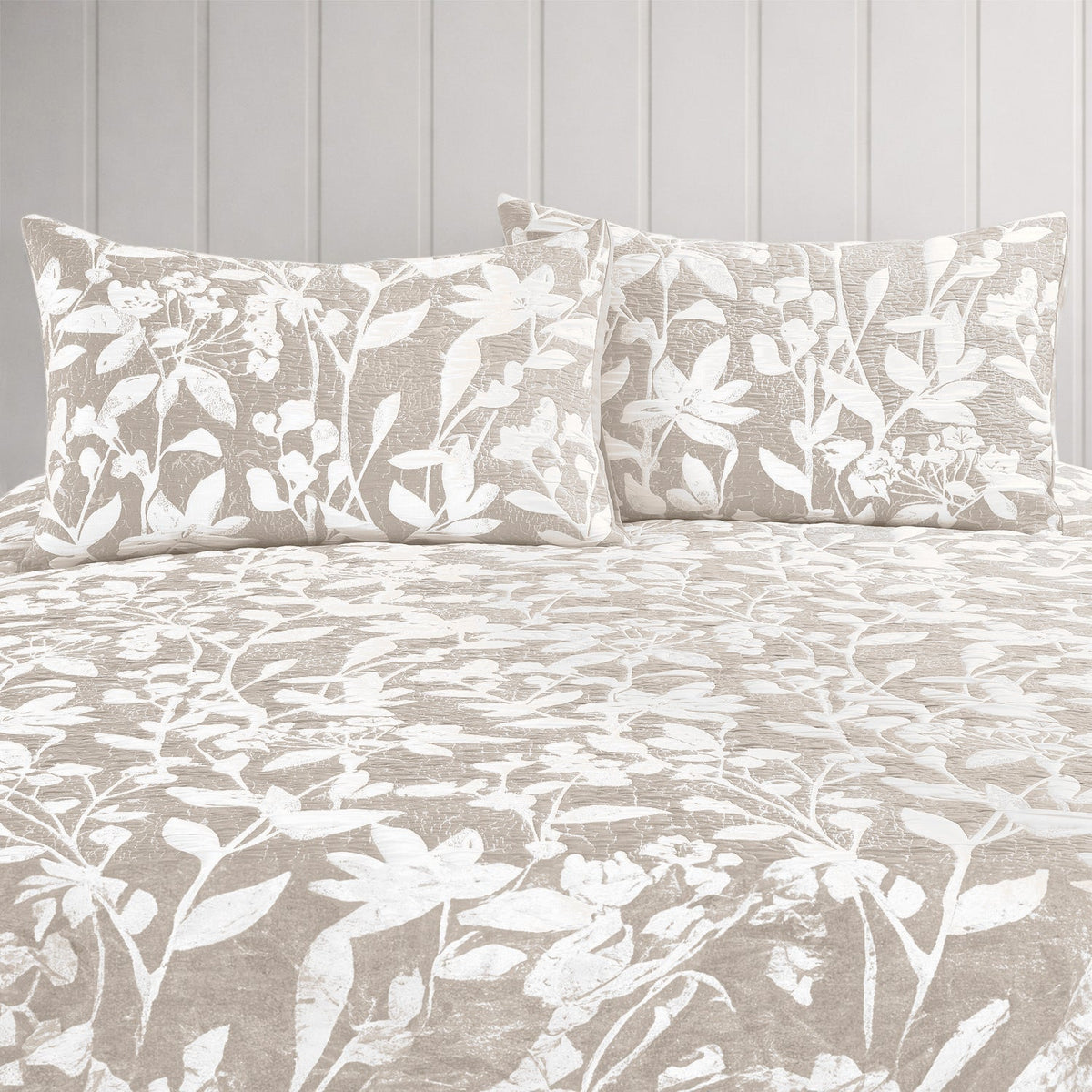 Sweet Dreams Ashbury Jacquard Duvet Cover And Pillowase Set