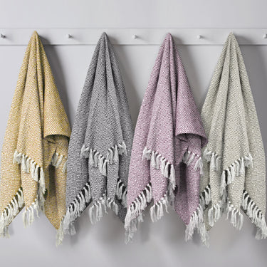 Diamond Jacquard Tassel Throw 100% Cotton