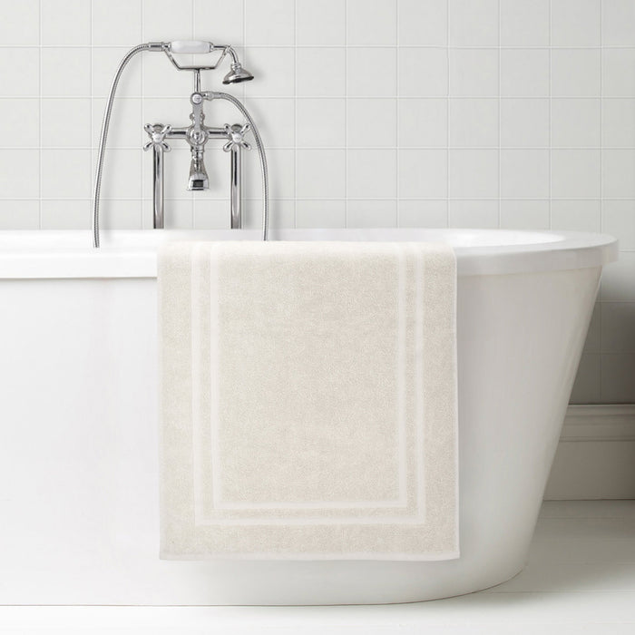 Luxury Pure Cotton 750gsm  Cream Bath Mat