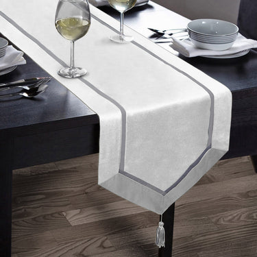 Kensington Border Table Runner