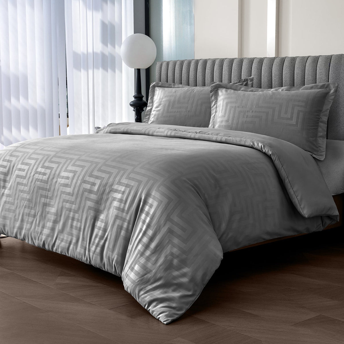 Velosso Larson Stripe Duvet Cover & Pillowcase Set