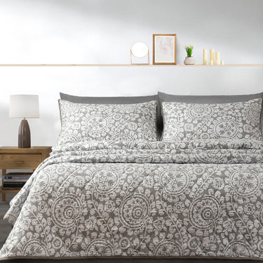Matteo Jacquard Bedspread Set