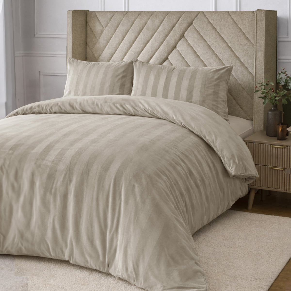 Velosso Oslo Luxury Velvet Stripe Duvet Cover And Pillowcase Set
