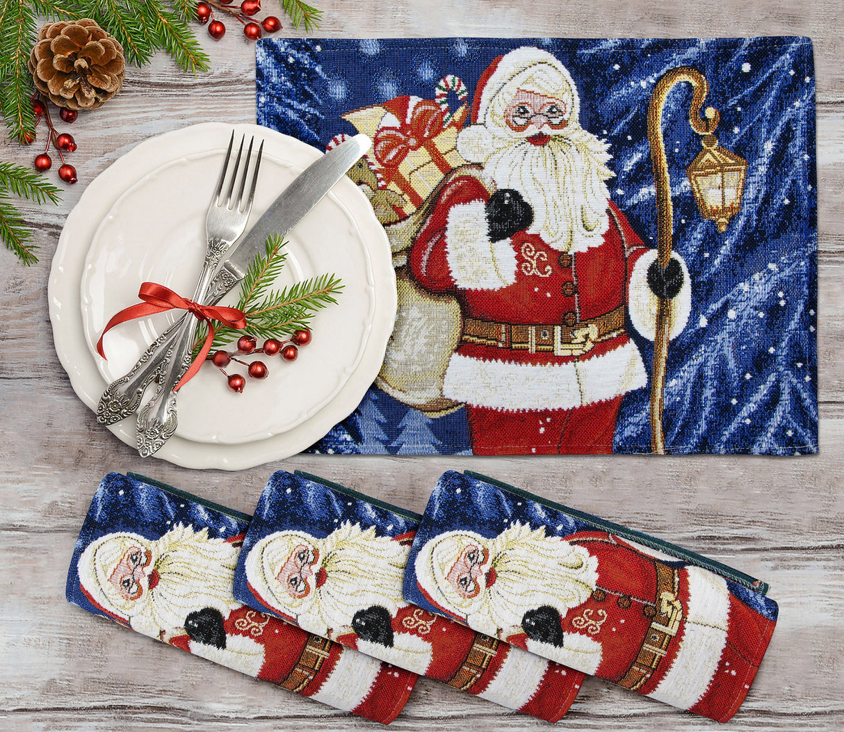 Kitchen Trends Santa Gifts Chenille Cotton Placemats
