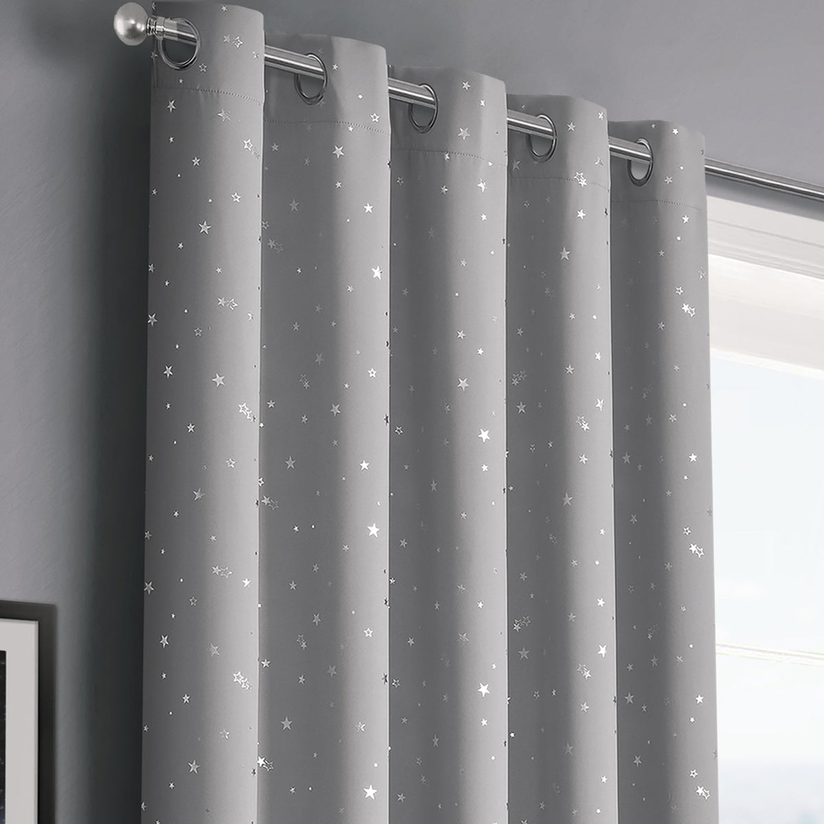 Velosso Stars Blackout Ring Top Curtains