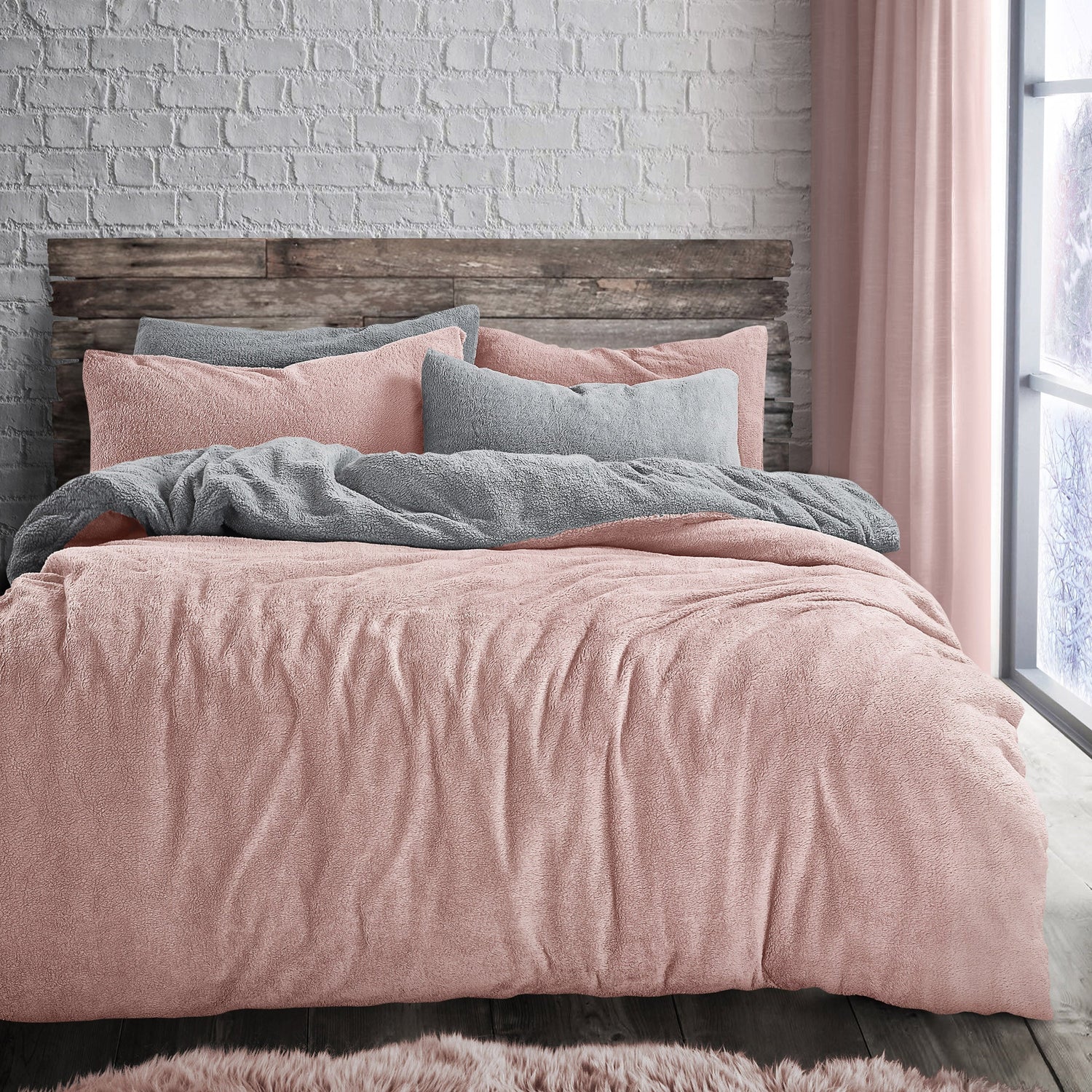 Velosso Teddy Reversible Duvet Cover & Pillowcase Set