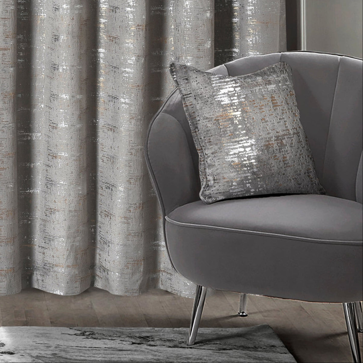Intimates Warwick Cushion