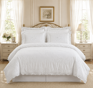 Intimates Claudia Duvet Cover & Pillowcase Set