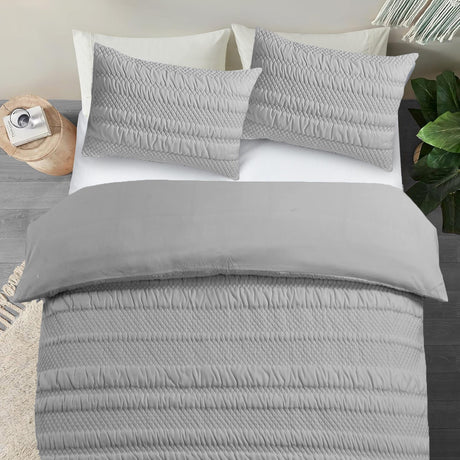 Velosso Saville Embossed Geometric Pattern Duvet Cover And Pillowcase Set