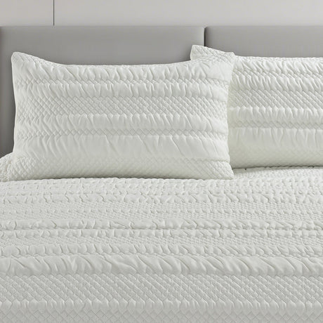 Velosso Saville Embossed Geometric Pattern Duvet Cover And Pillowcase Set