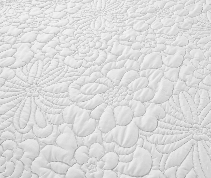 Alini White Floral Embossed Duvet Cover & Pillowcase Set