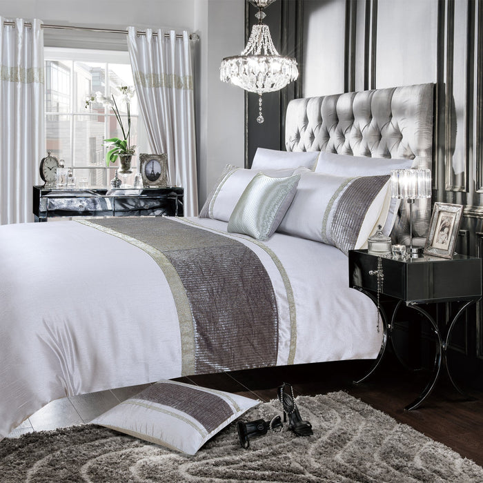 Chanelle Diamante Crushed Velvet Silver Duvet Cover & Pillowcase Set