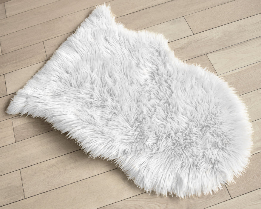 Luxury White Faux Fur Sheepskin Rug